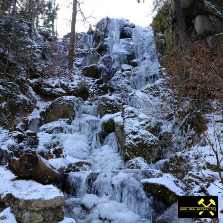 Blauenthaler Wasserfall bei Blauenthal nahe Eibenstock, Erzgebirge, Sachsen - 8. Februar 2023 (2).JPG